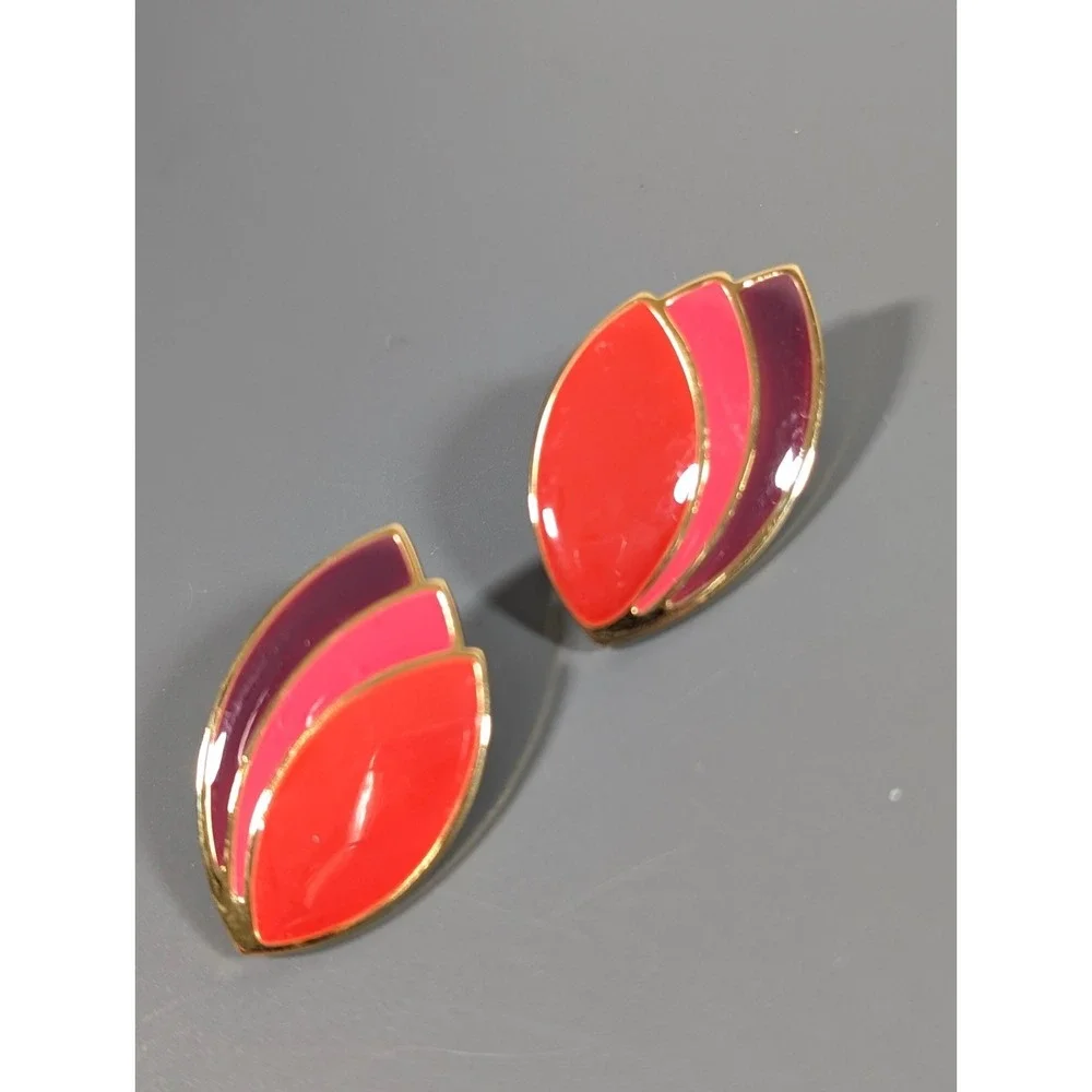 Bold Ombre Leaf Drop Earrings Pink Red Purple Enamel Retro‎ Statement